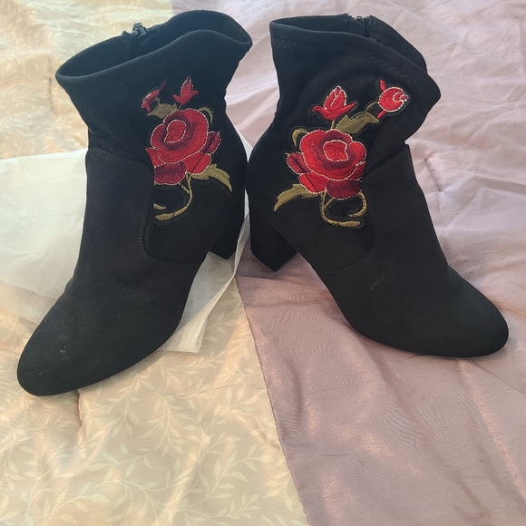 Candie's Shoes - Heeled Boots